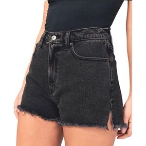 Abercrombie & Fitch Mid Rise Boyfriend Short Distressed Black